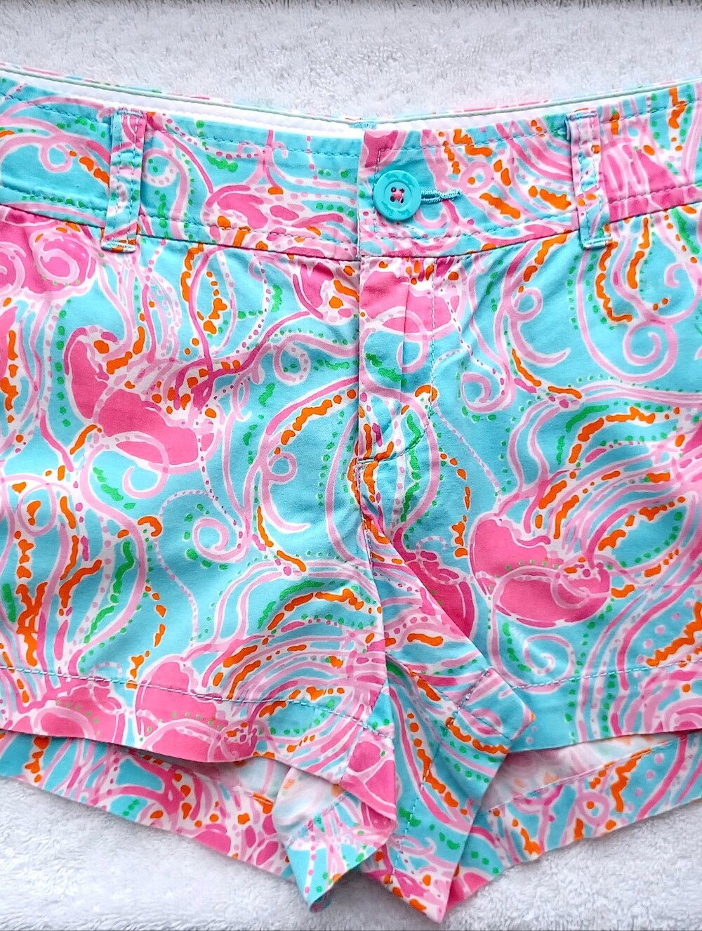 Lilly Pulitzer The Walsh Jelly Fish Print Shorts, Size 8 - Picture 4 of 16